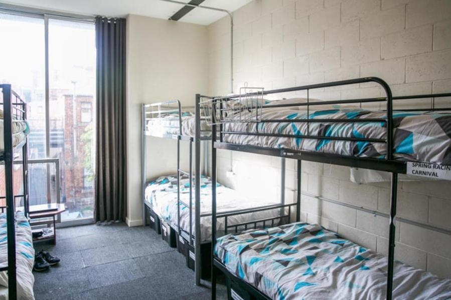 Bed 6-Bed Mixed Dormitory Room