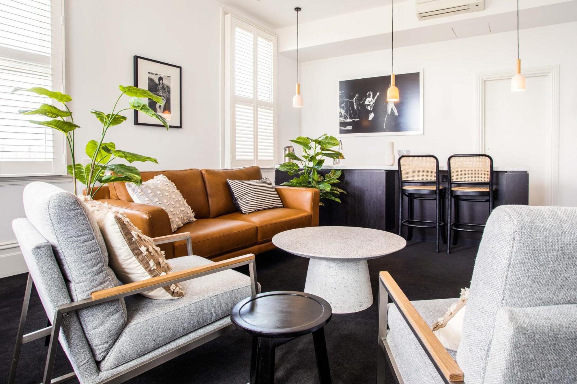 One-Bedroom Apartment,1212239314:JPEG