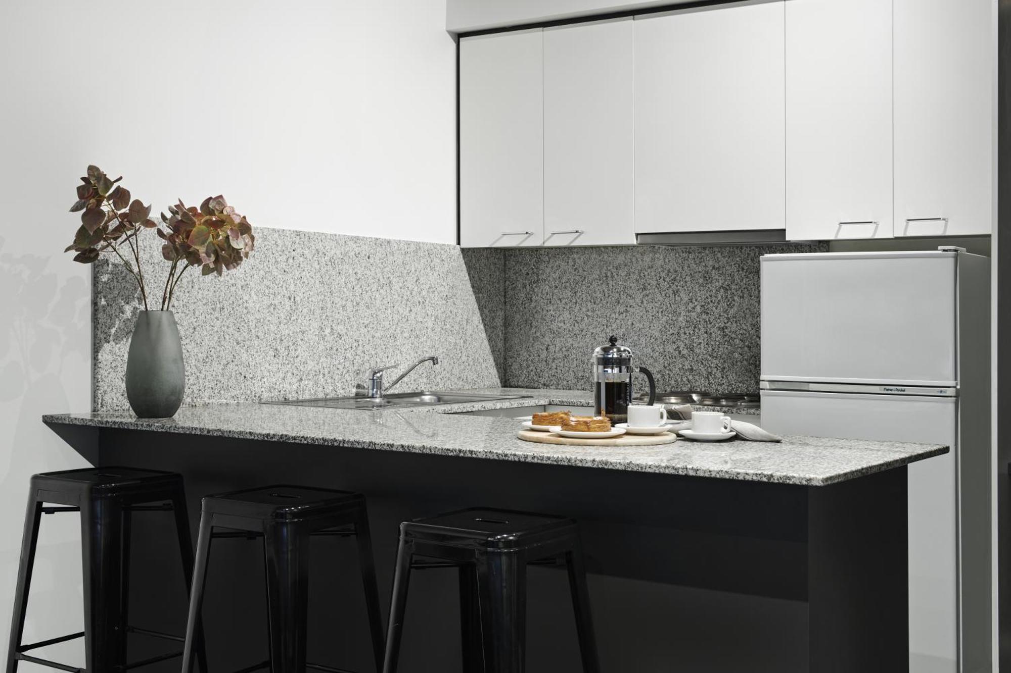 Superior One Bedroom Apartment