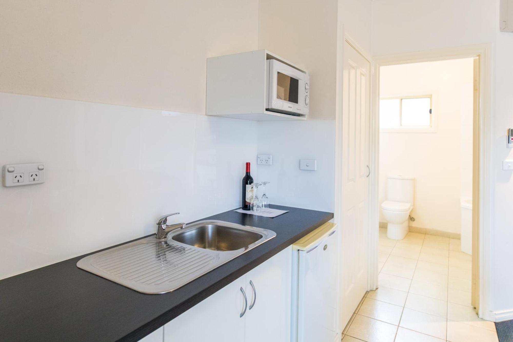 Executive Queen Room with Spa Bath,1283367007:JPEG