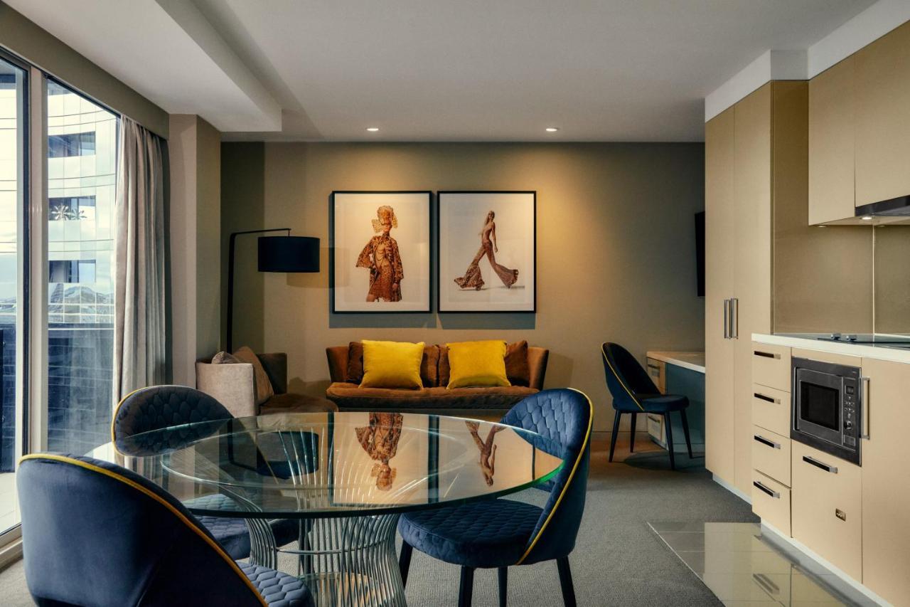 Suite Junior con balcón y vistas al jardín