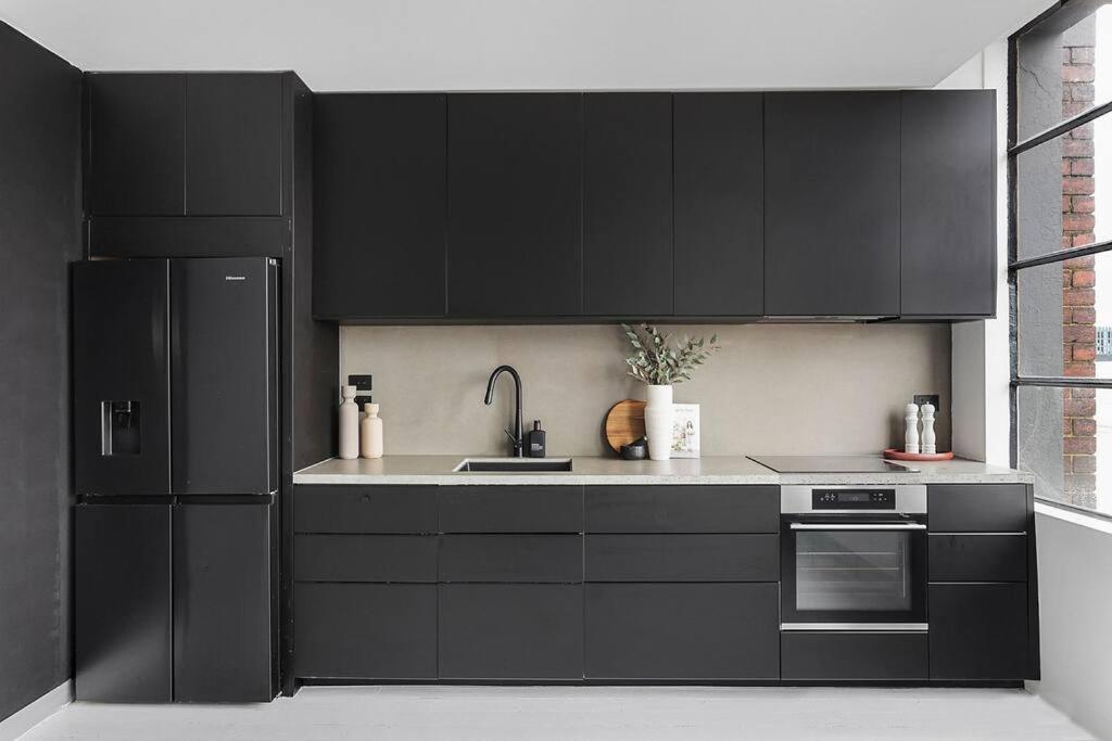 Three-Bedroom Apartment,1324245745:JPEG