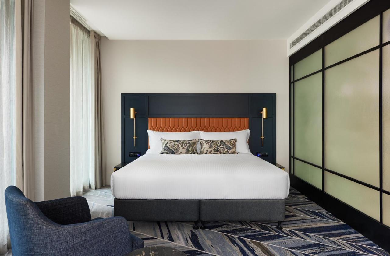 Balcony Suite Includes Executive Lounge Access,1556960689:JPEG