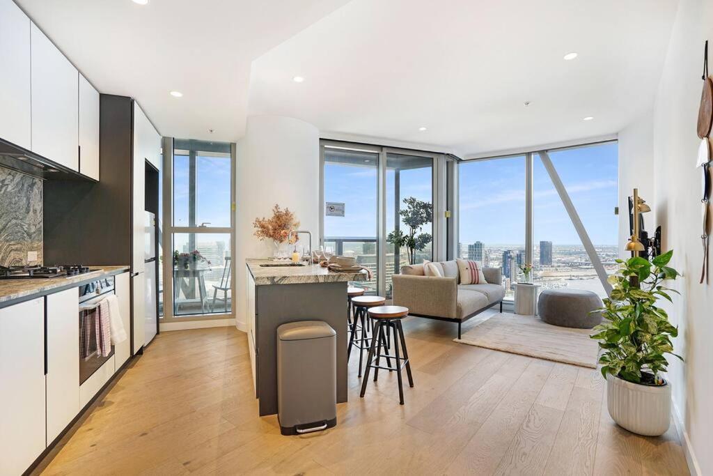 Two-Bedroom Apartment,1391377184:JPEG