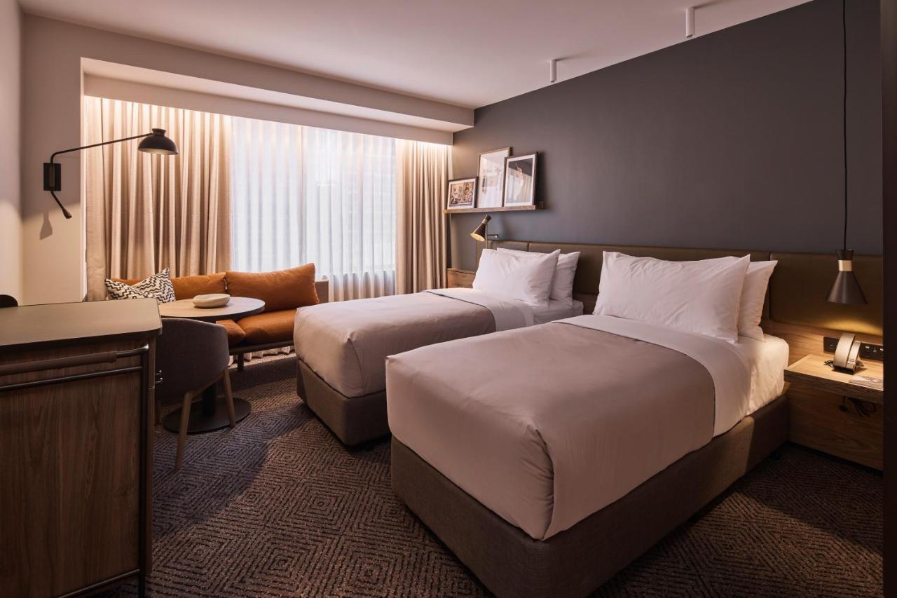 Twin Room,1369129298:JPEG