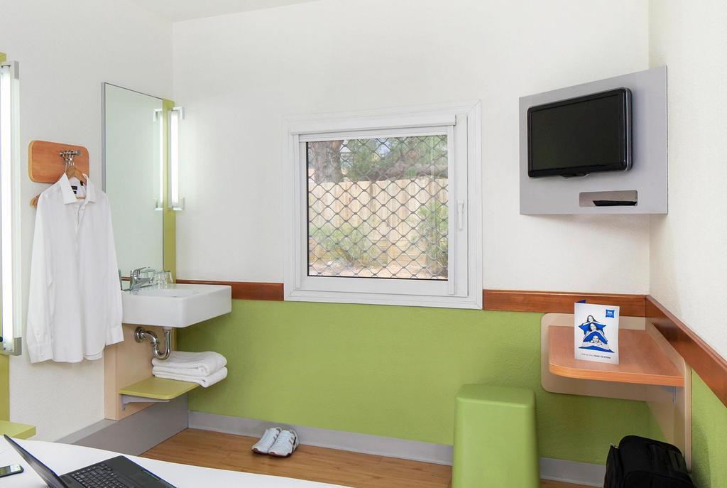 Standard Twin Room,1704915367:JPEG