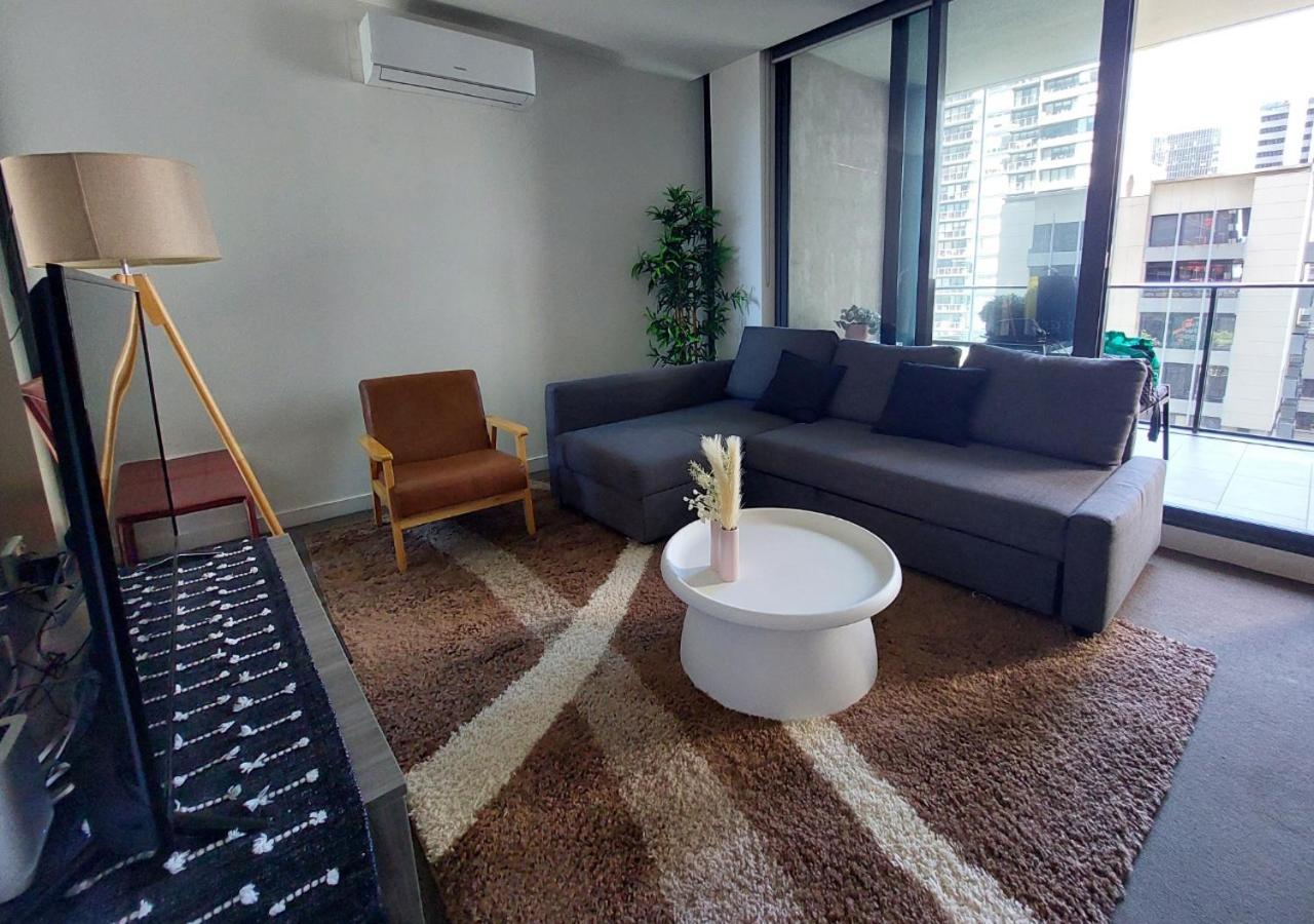 Apartamento con vistas y balcón