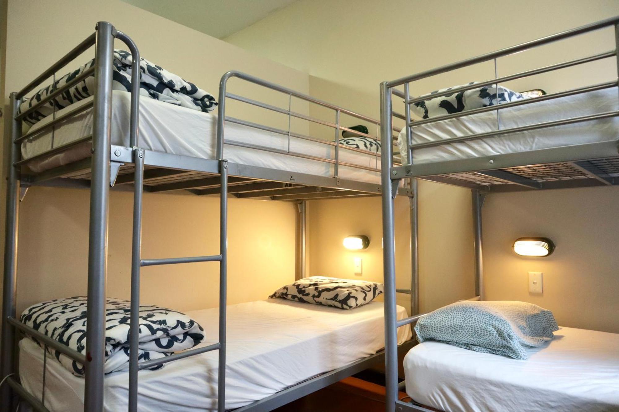 Bed 16-Bed Mixed Dormitory Room,1565570578:JPEG