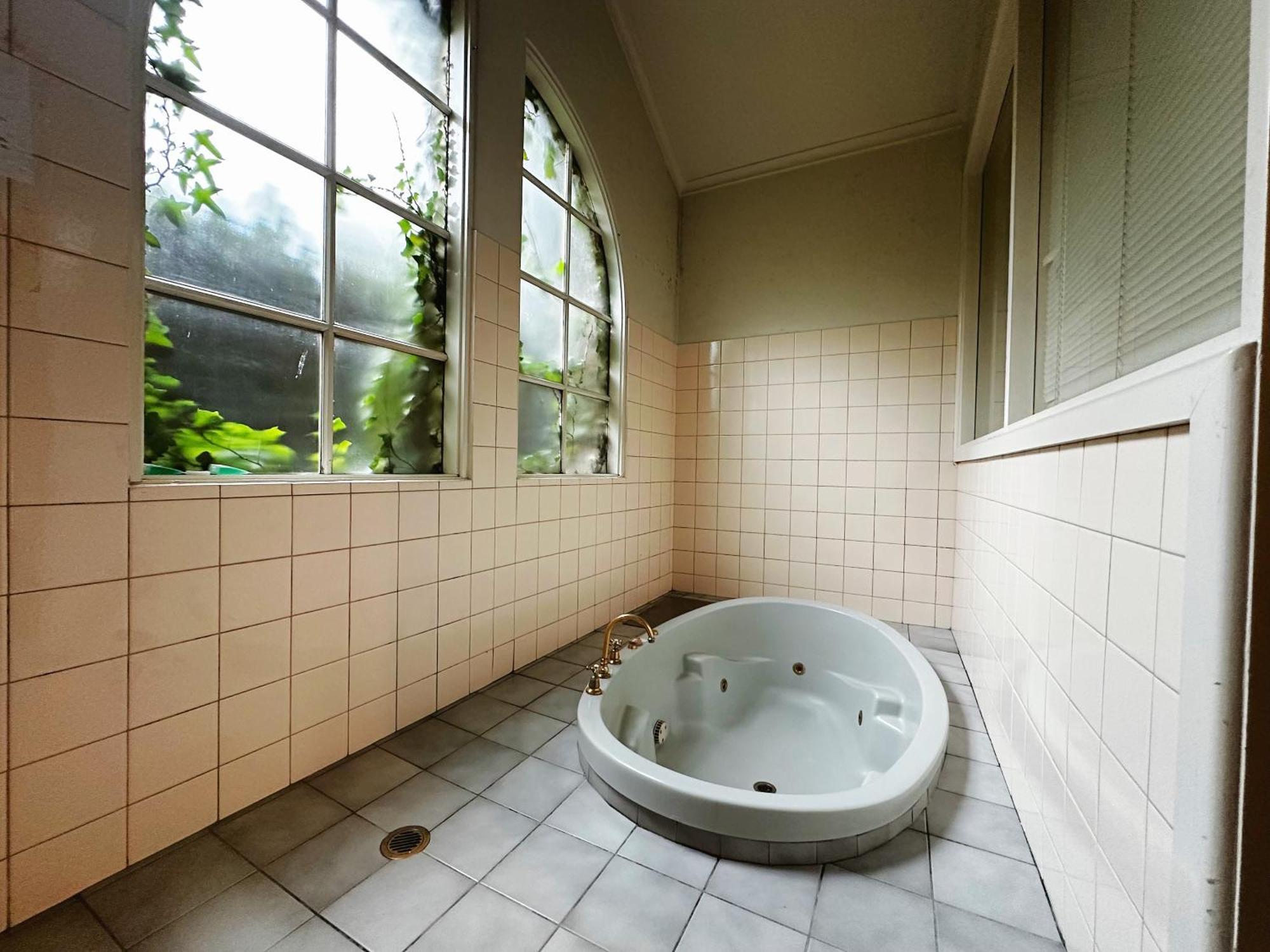 Twin Room Spa