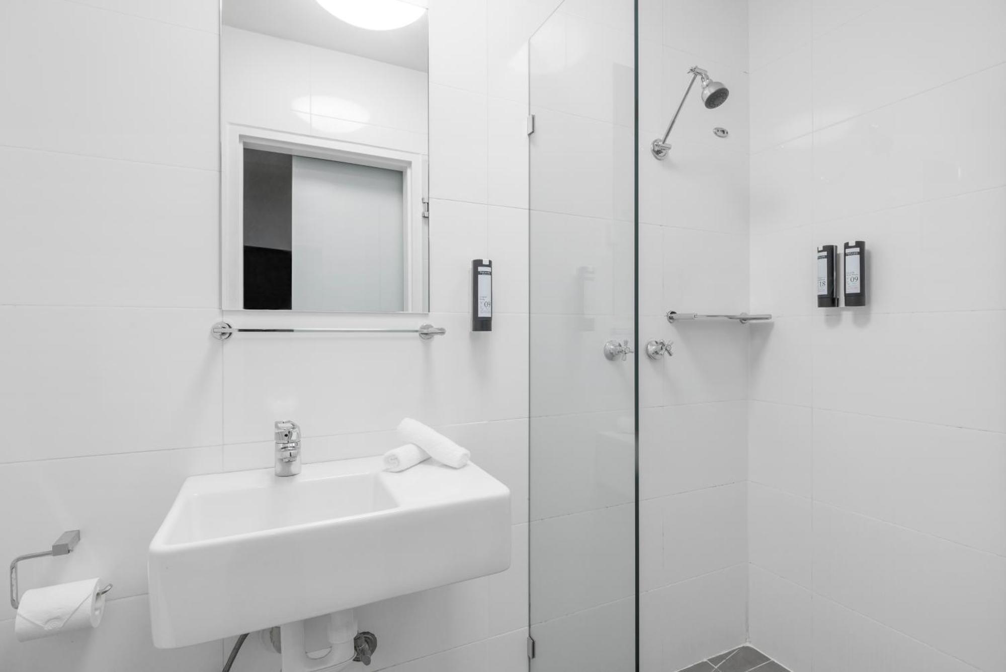 Standard Queen Room No Housekeeping Service