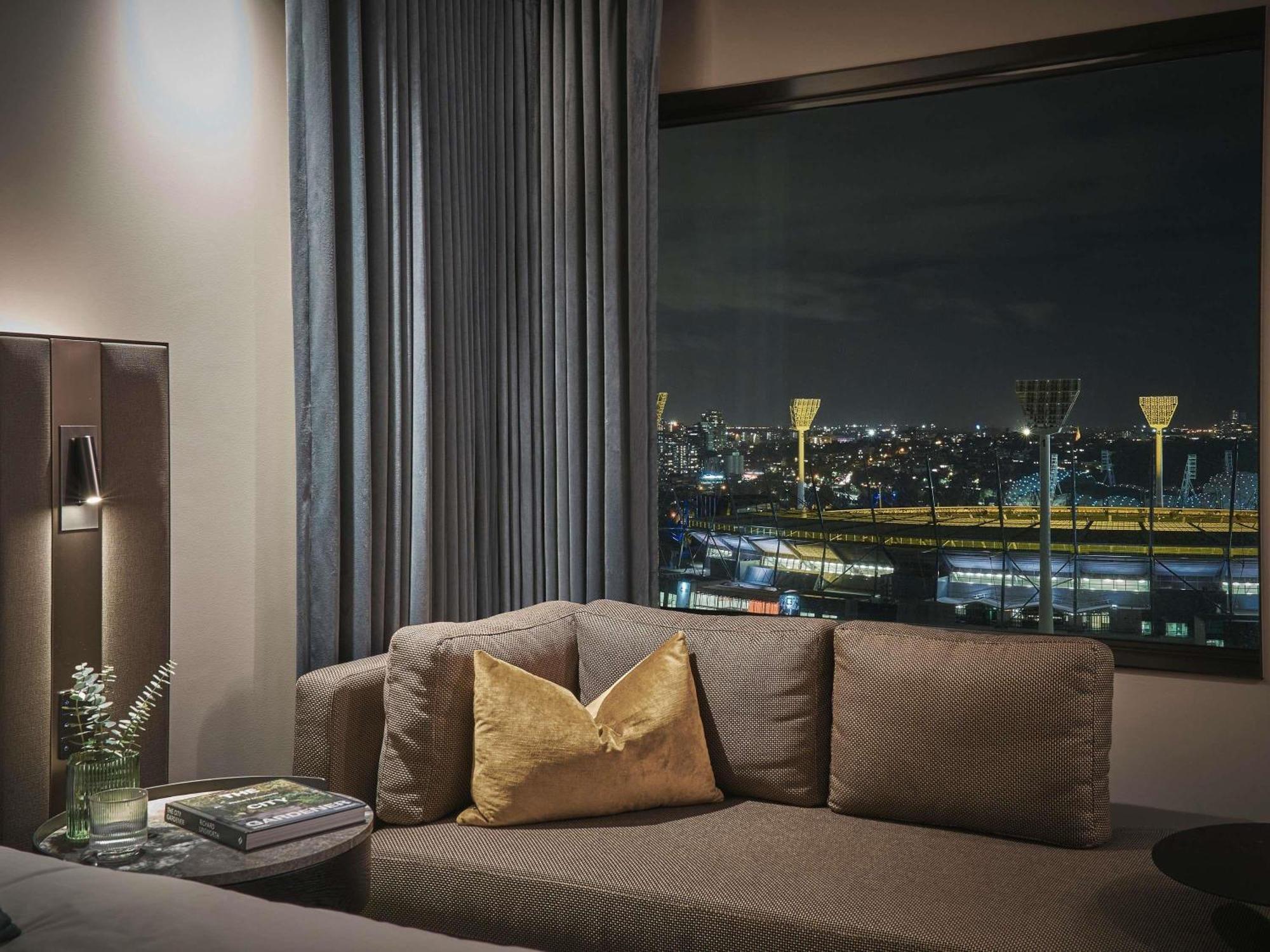 Premium Superior Room with One King or Two Single Beds,  High Floor With Views
