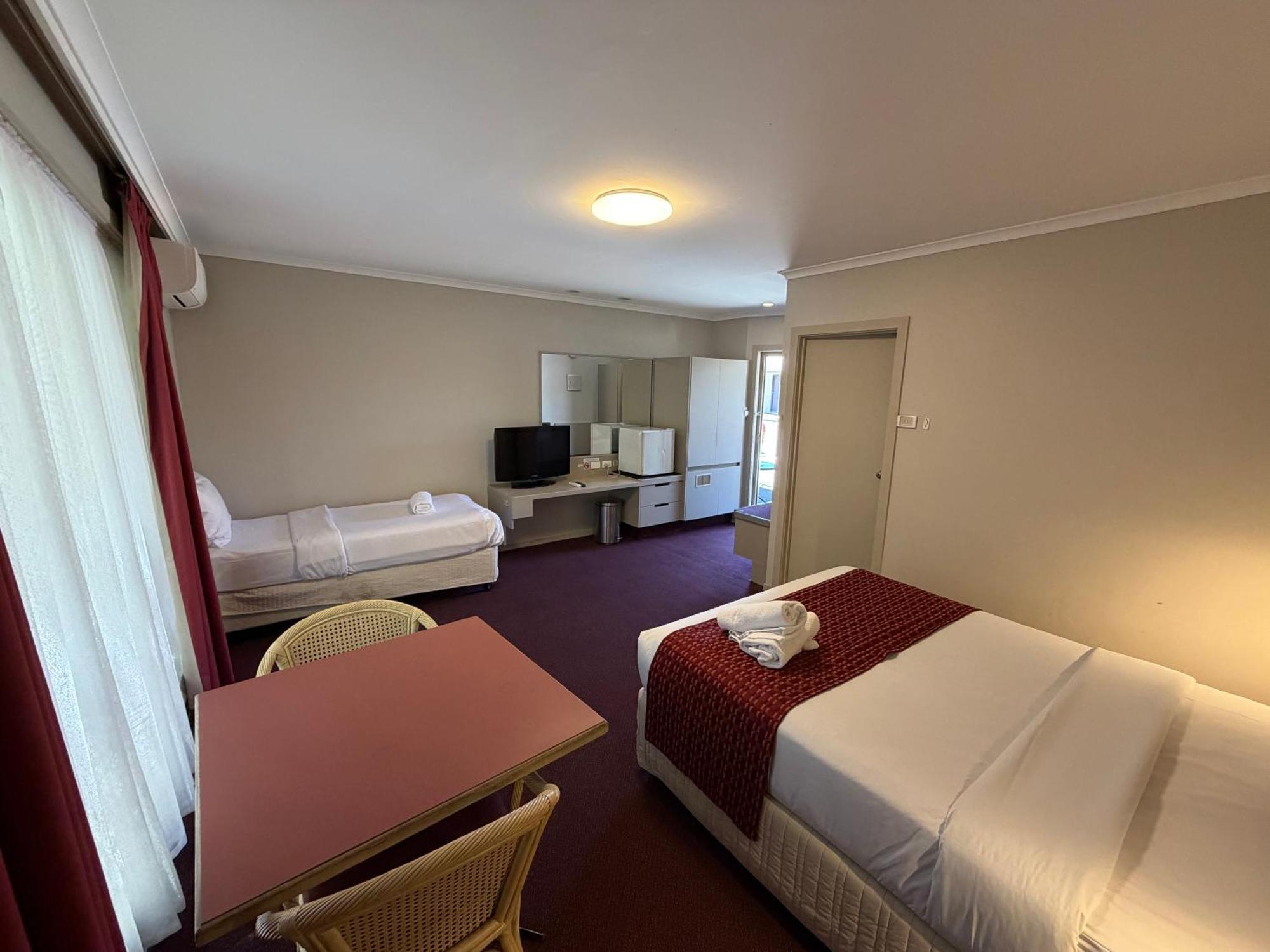 Quarto Deluxe com 2 Camas de Solteiro