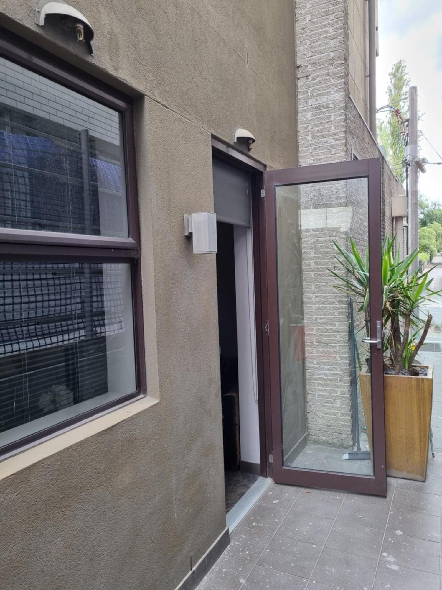 Studio Balcony