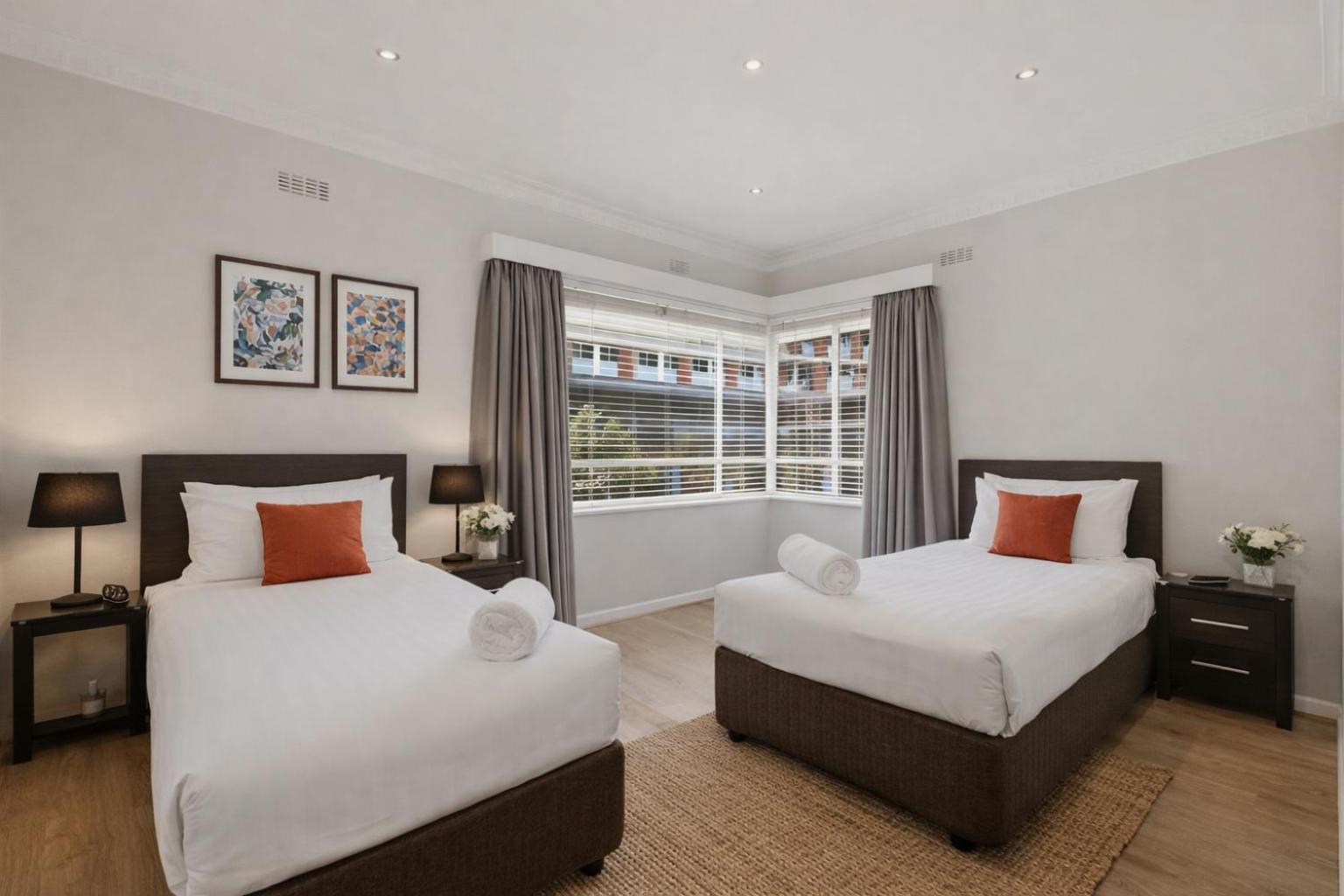Standard Three-Bedroom Apartment,1771618846:JPEG