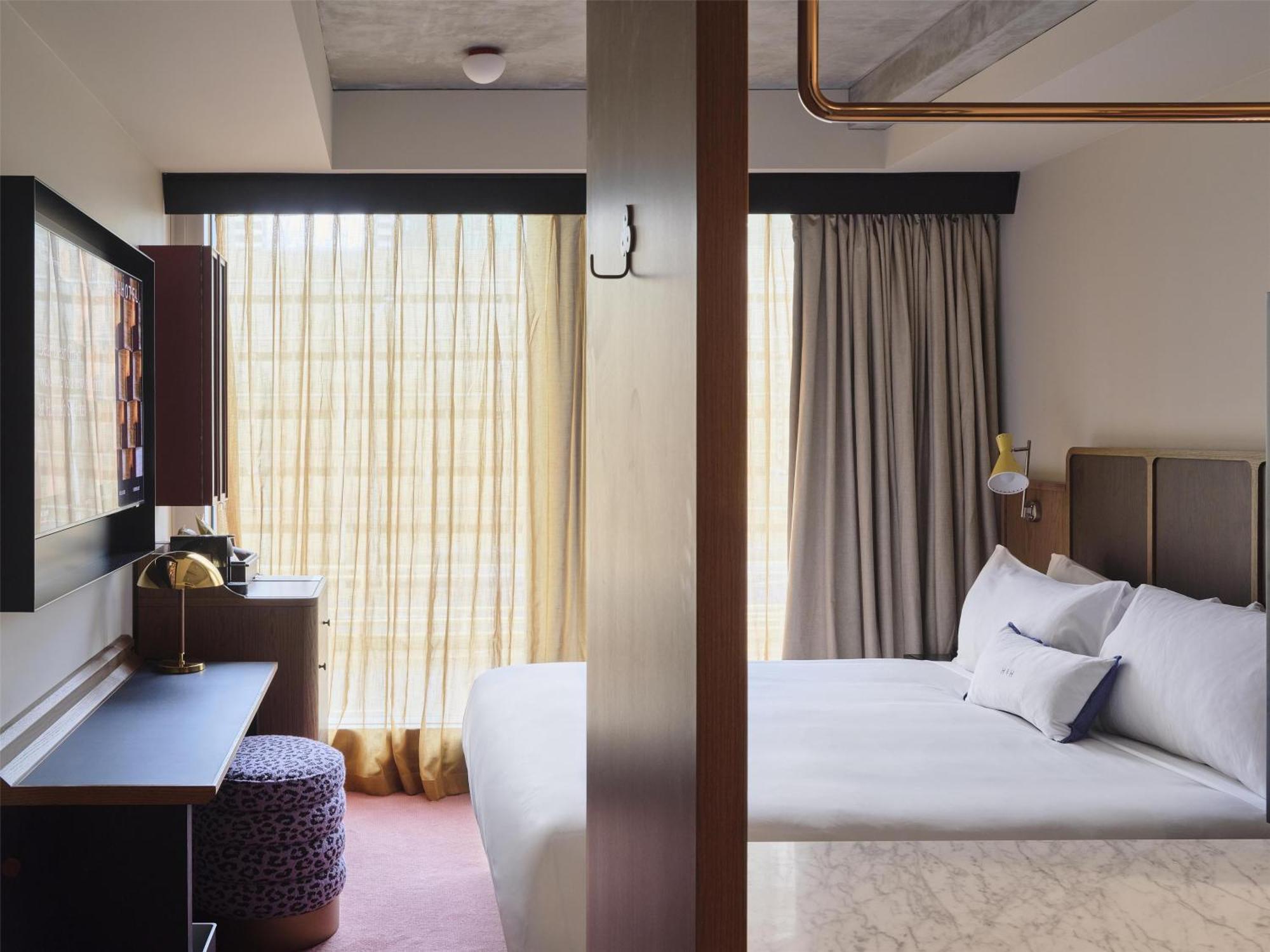 Local Room