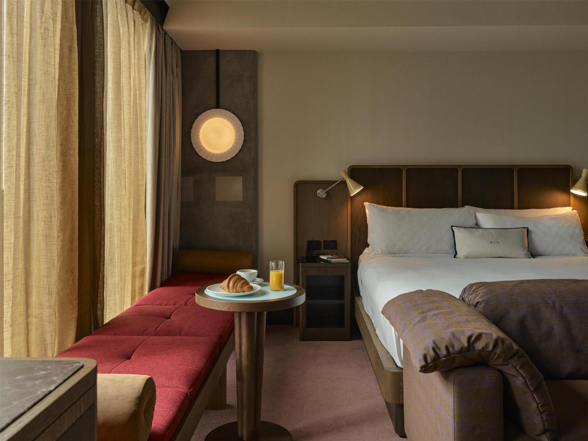 Explorer Room