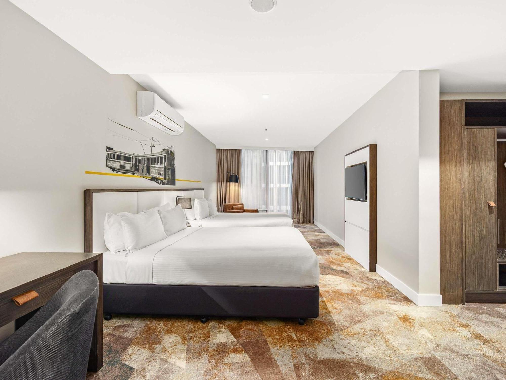 Peppers Queen Room