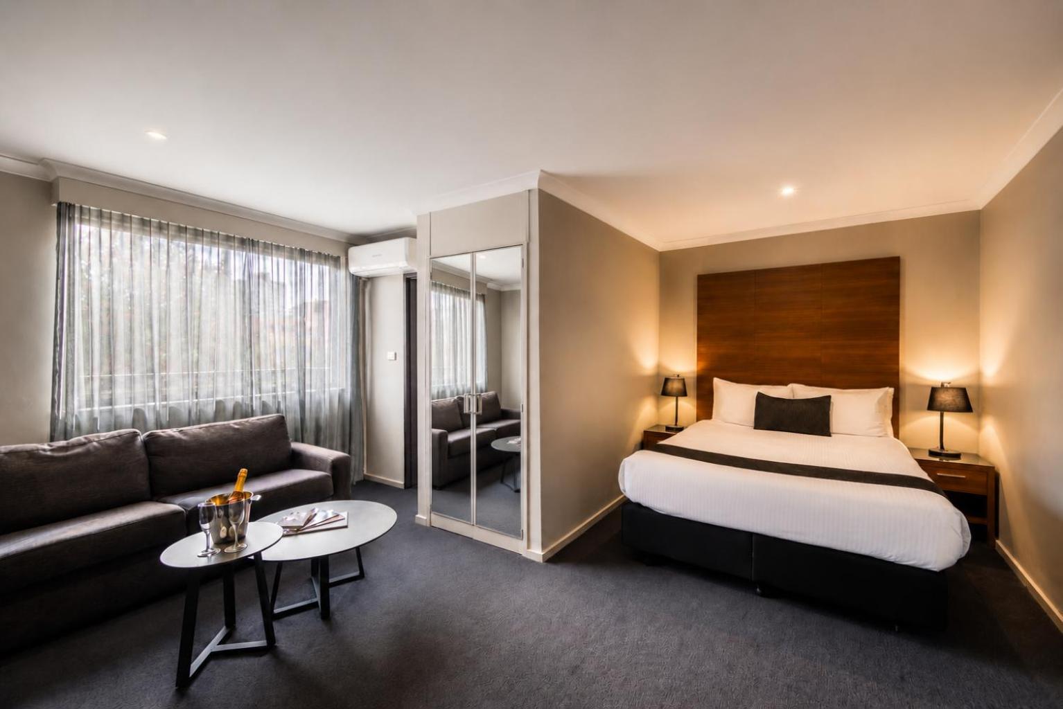 Executive Queen Room