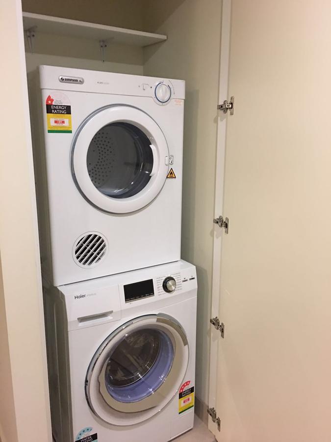 Two Bedroom with One Private Bathroom,1303781596:JPEG