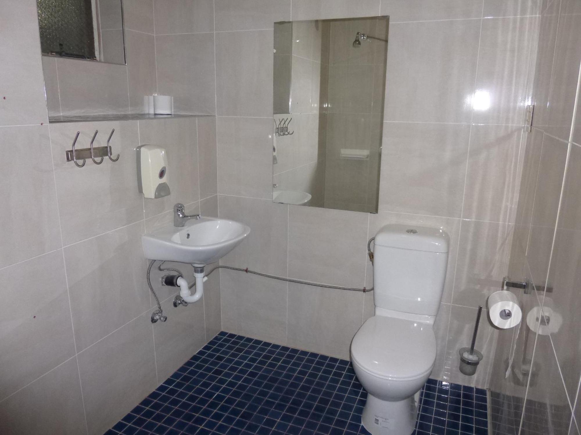 Double Room Private Bathroom