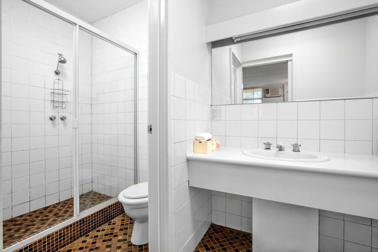 Quarto com 2 Camas de Solteiro
