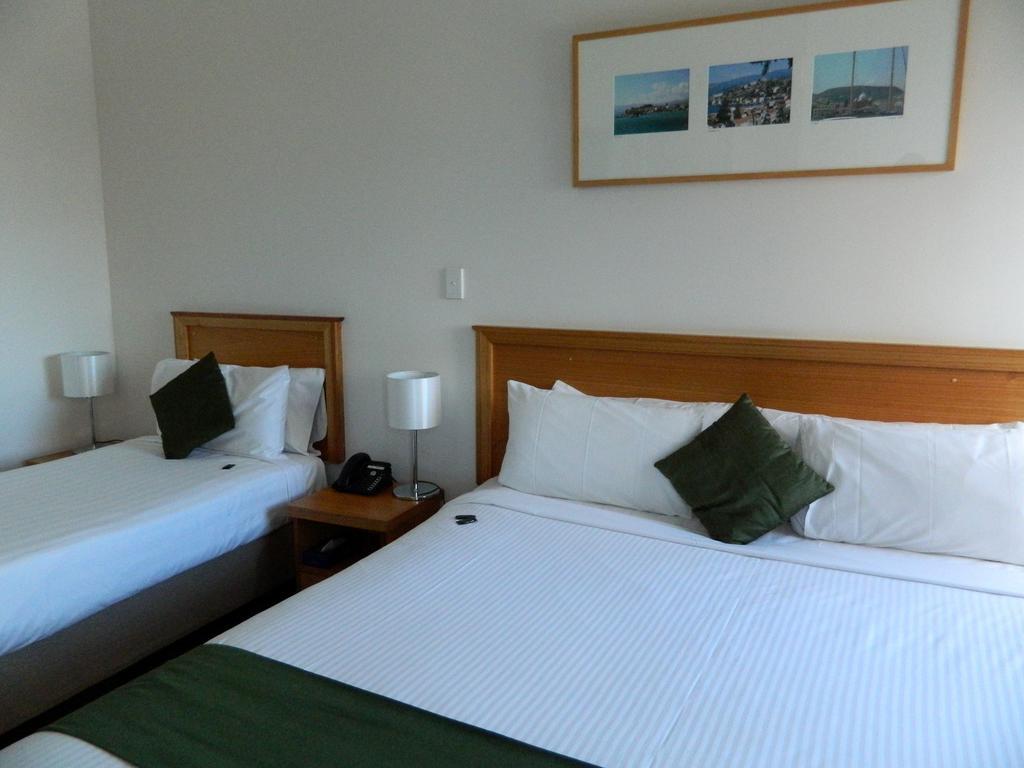 Standard Triple Room,989150284:JPEG