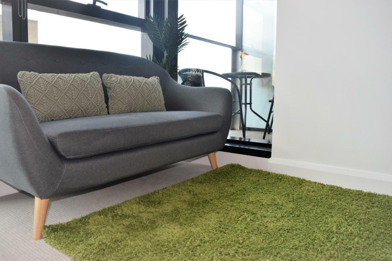 Small Double Room,789114744:JPEG