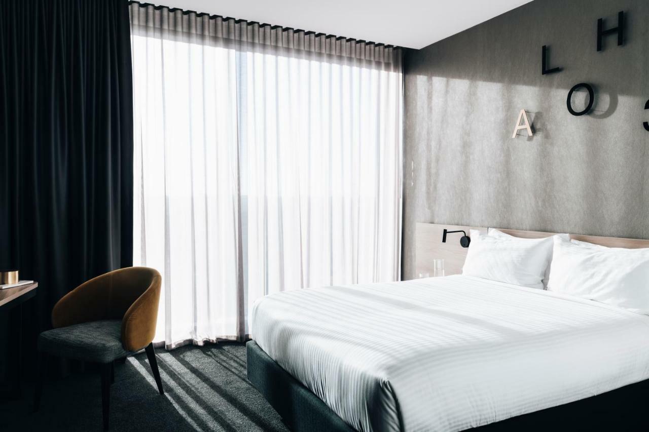Superior King Room,1739505121:JPEG