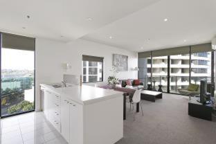 NewQuay Two-Bedroom One Bathroom Apartment,850345775:JPEG