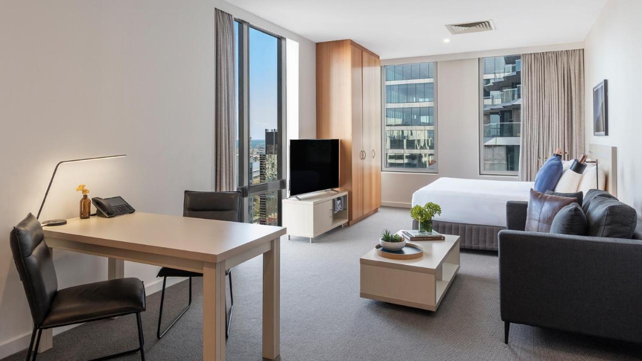 Premium Studio - No Housekeeping