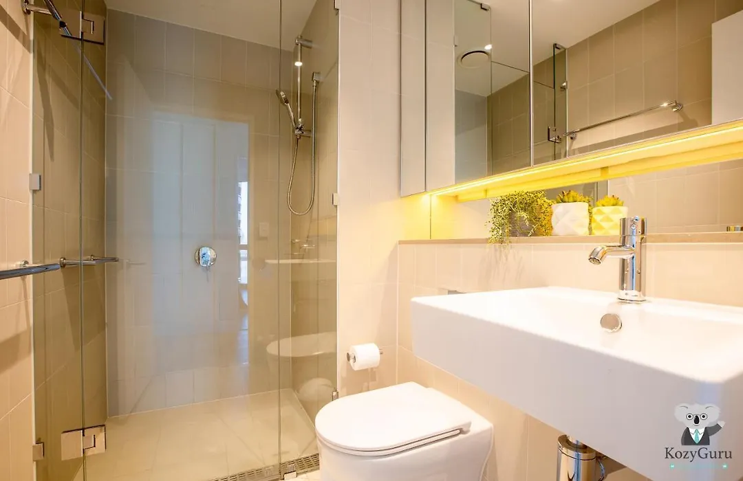 Kozyguru Docklands High Level Waterview 1Bed Pool Vdo883-2009-1