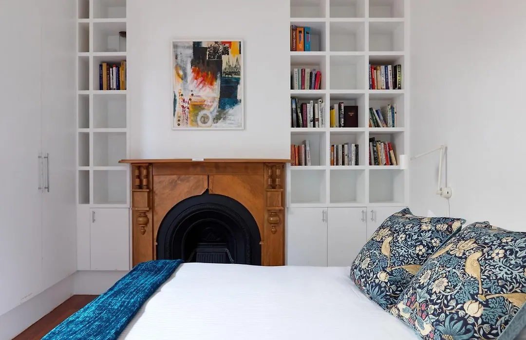 Boutique Stays - Bay Waves-1