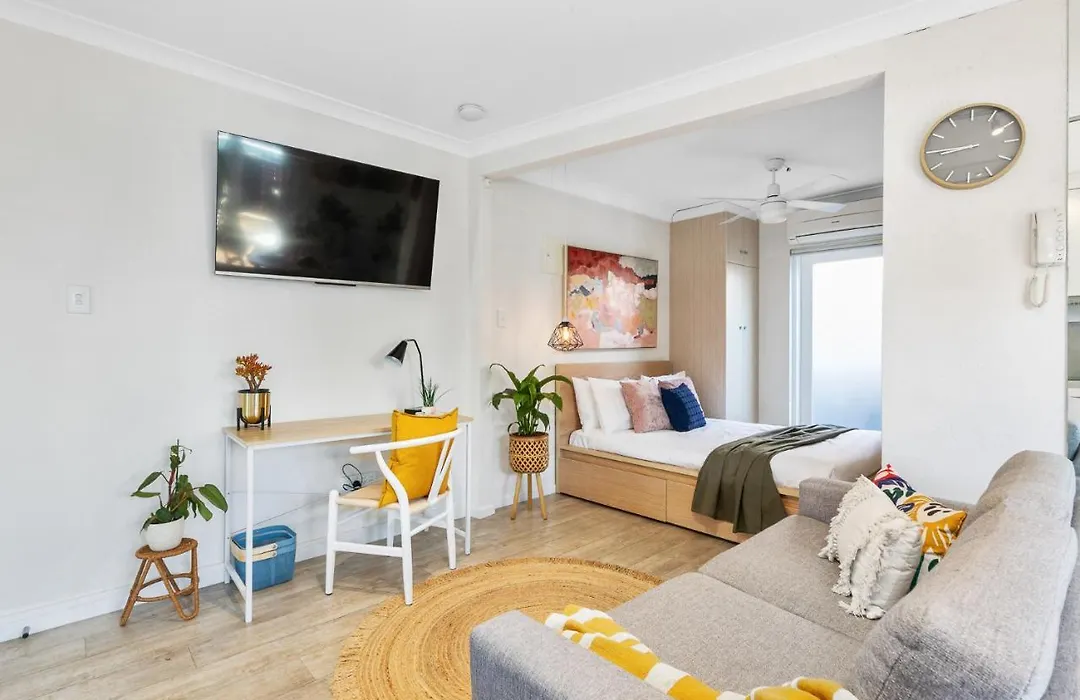 St Kilda Stylish Studio Apartment-1