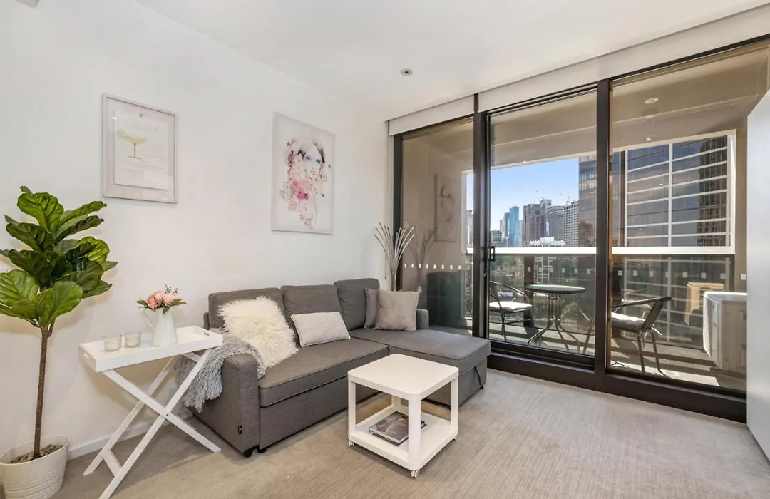 Modern Unit With Balcony & City Views, Near Casino-1