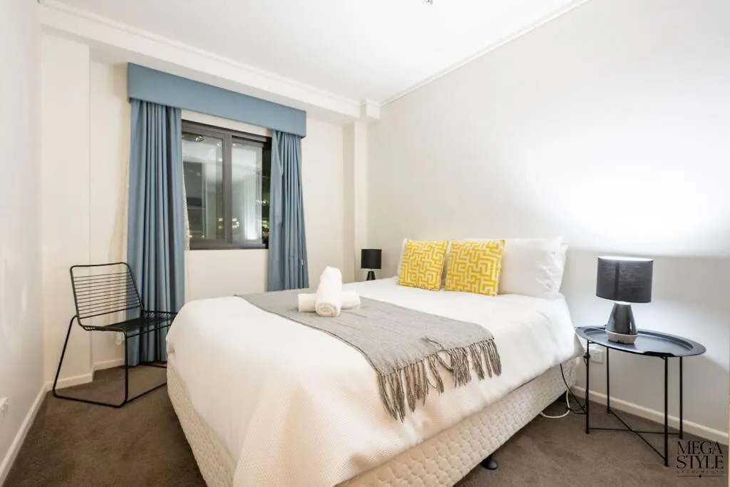 Mega Style Apartments Exhibition Street-1