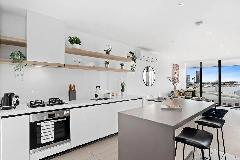 A Stylish 2Br Apt With Harbour Views Free Parking Appartamento-1