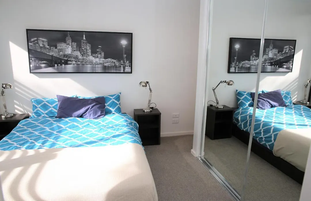 Luxurious St Kilda Living-1