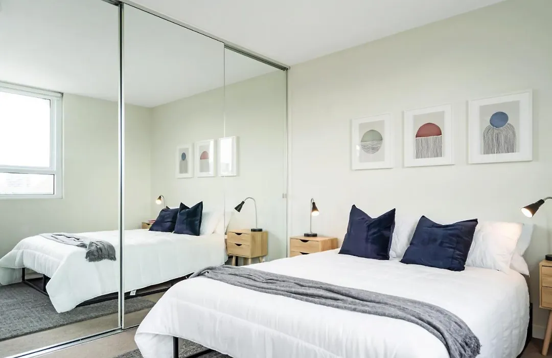 Beautiful 2-Bed Apartment Near Marvel Stadium-1