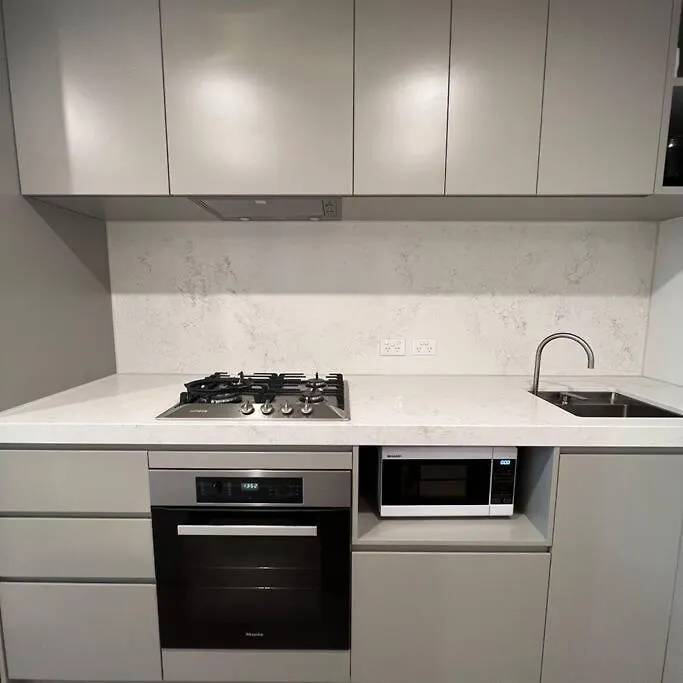 Skyline Luxury Two Bedrooms Apartment In Melbourne Cbd-1