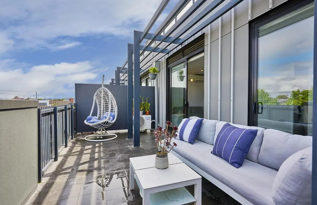 Vibrant Apartment - Living Richmond Vic-1