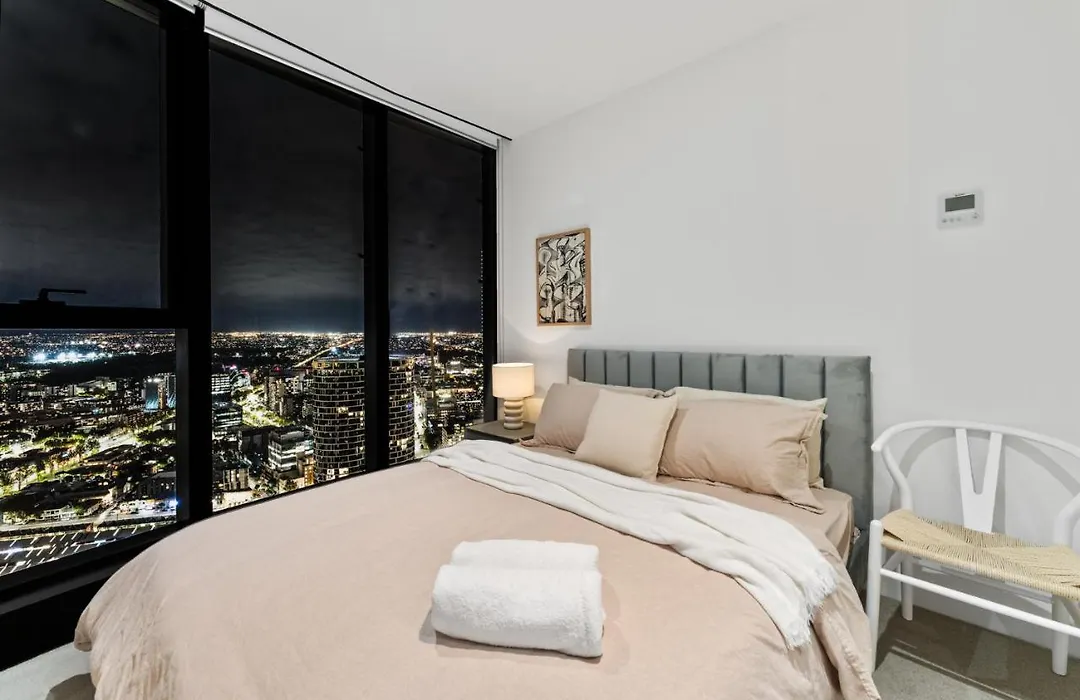 Spectacular Views And Stylish Design - Your Perfect Melbourne Stay-1