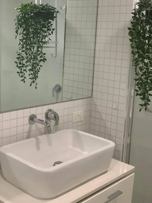 Carlton Stunning View Apartment With Free Parking -2-1