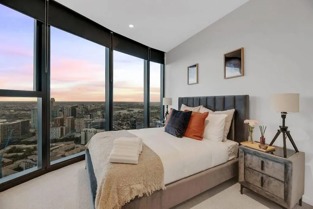 Southbank Serenity - Luxe 2Br Oasis-1