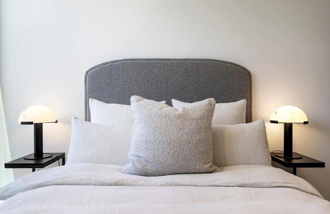 Luxuria Apartments - Collins House-1
