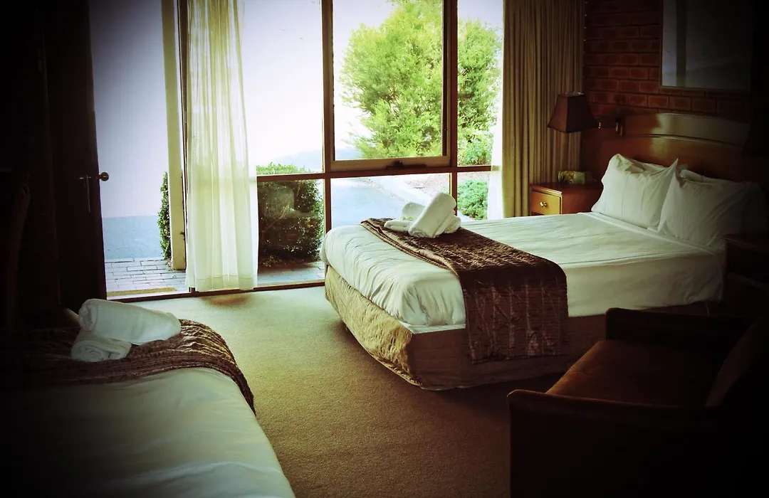 Eltham Motor Inn-1