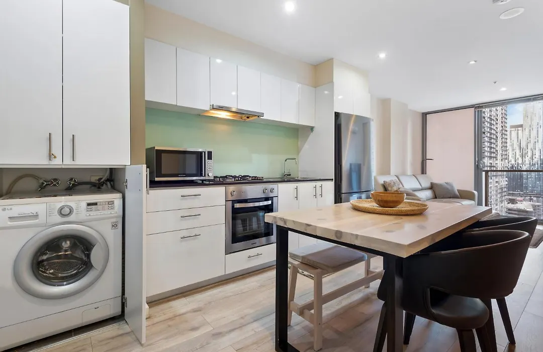 Modern City Convenience With Great Amenities-1