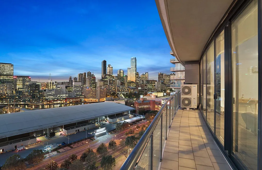 Premier Stays Melbourne-1