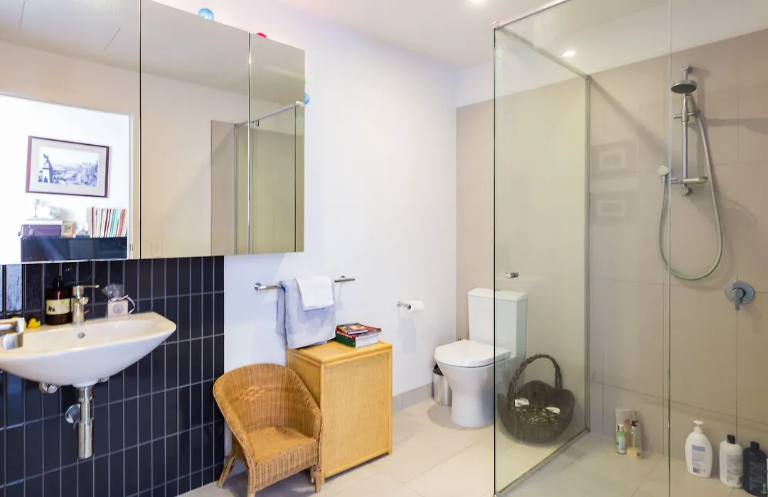 Talia, 1Bdr Carlton Apartment-1