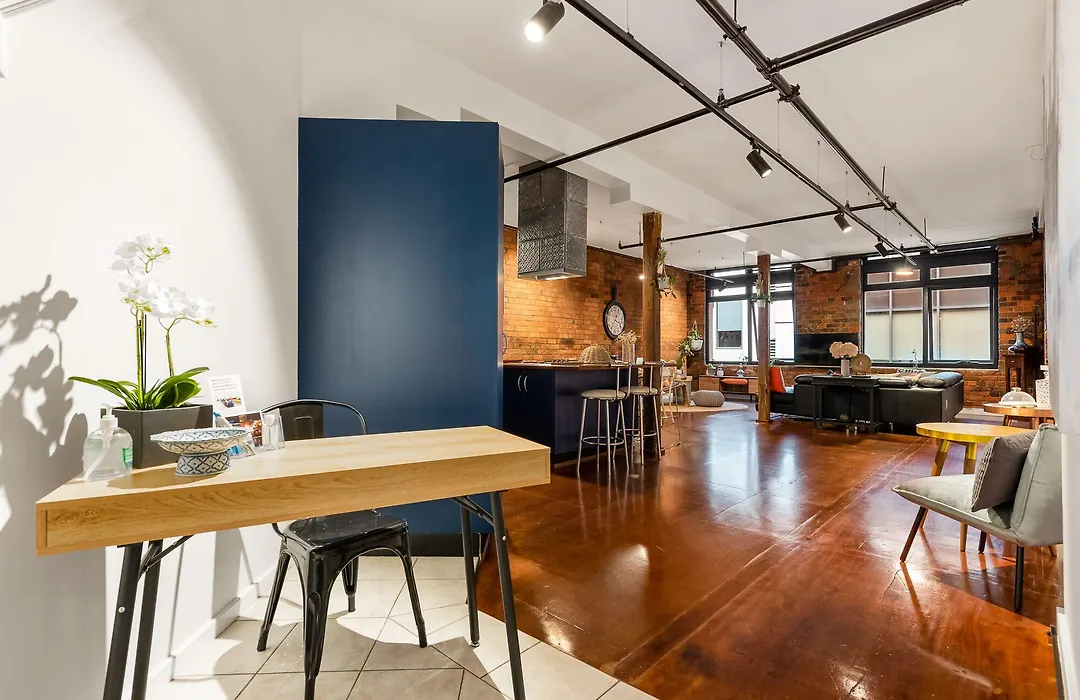 Staycentral - Heritage Warehouse Retreat Melbourne-1