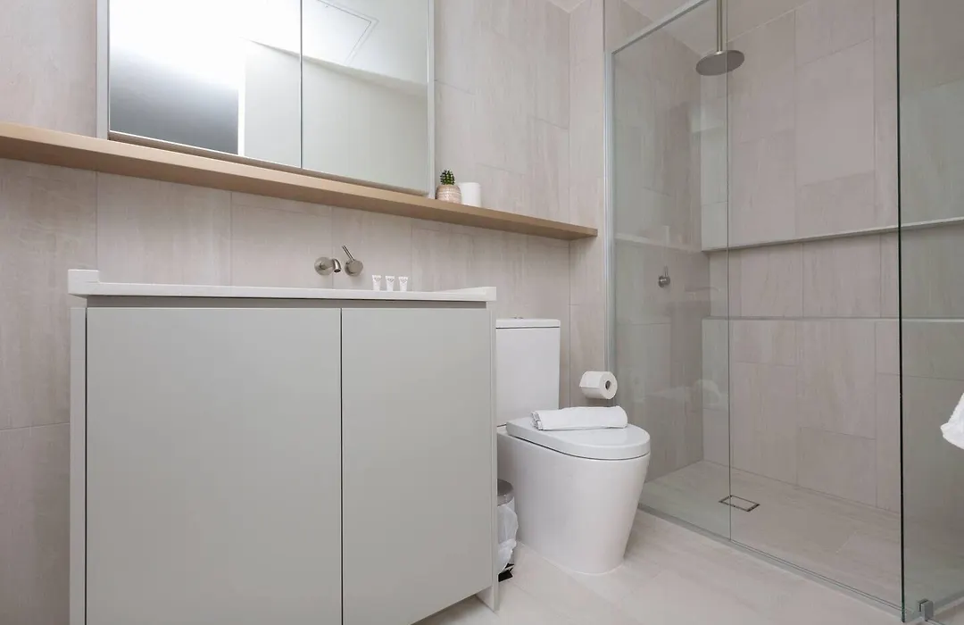 The Lively City 2Bed 2 Bath Apt @Footscray-1